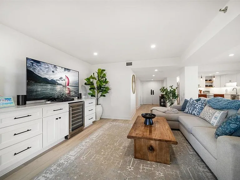 1480 Gulf Blvd #401-A — Photo 6