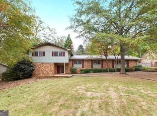540 Riverhill Dr, Athens, GA 30606