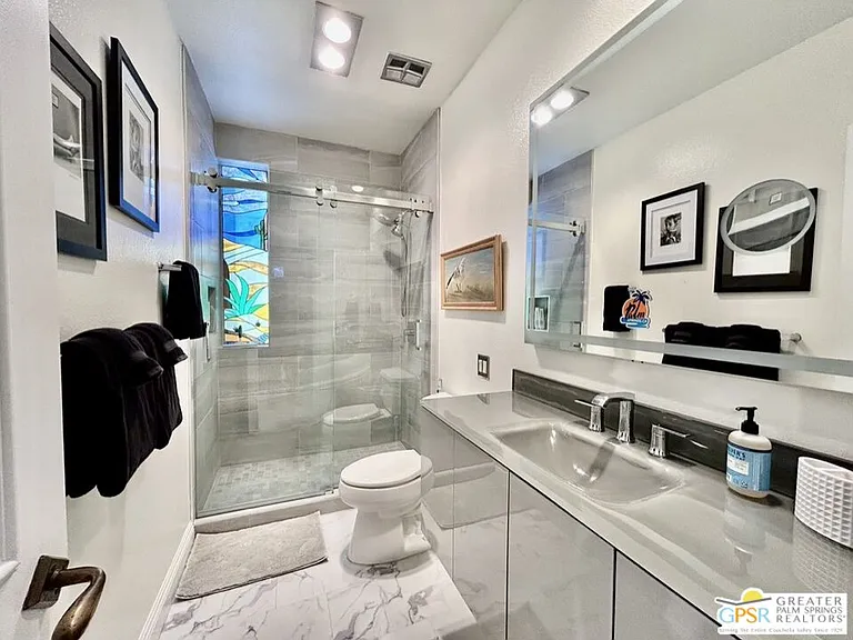 515 Desert Lakes Dr — Photo 31