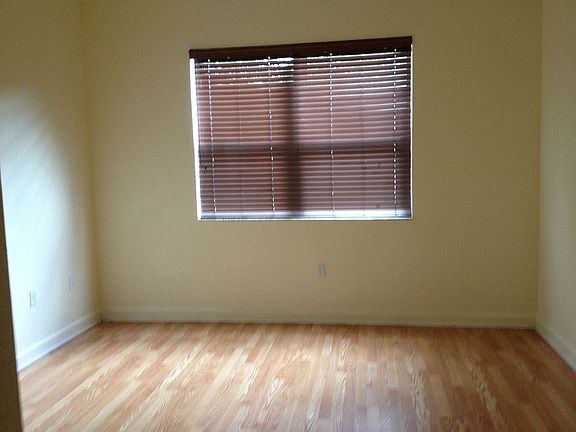 3rd image of 3964 NE 12th Dr