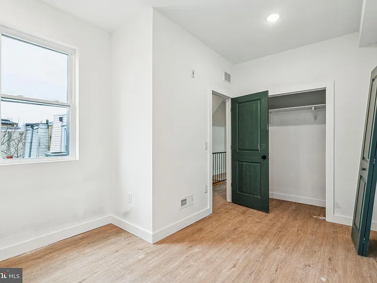 4243 Mantua Ave #2 — Photo 14