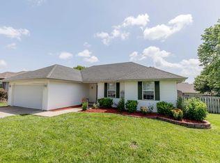 312 Arrowhead Rd, Willard, MO 65781