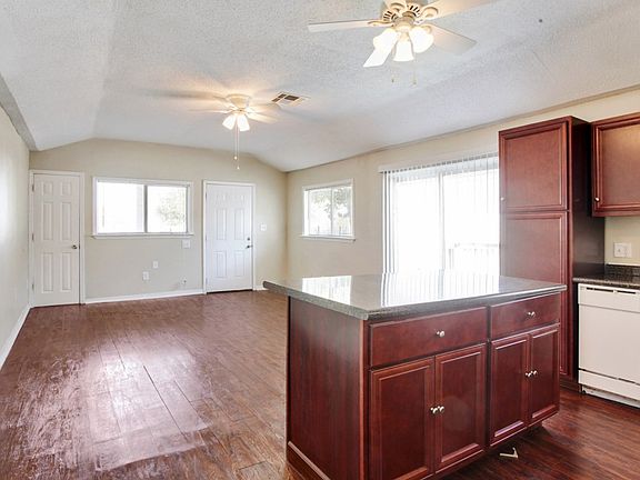 4th image of 4209 America St