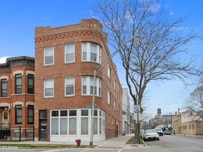 1800 W Superior St APT 1S, Chicago, IL, 60622