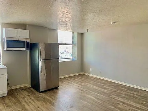 The Bigelow Apartments — Photo 42