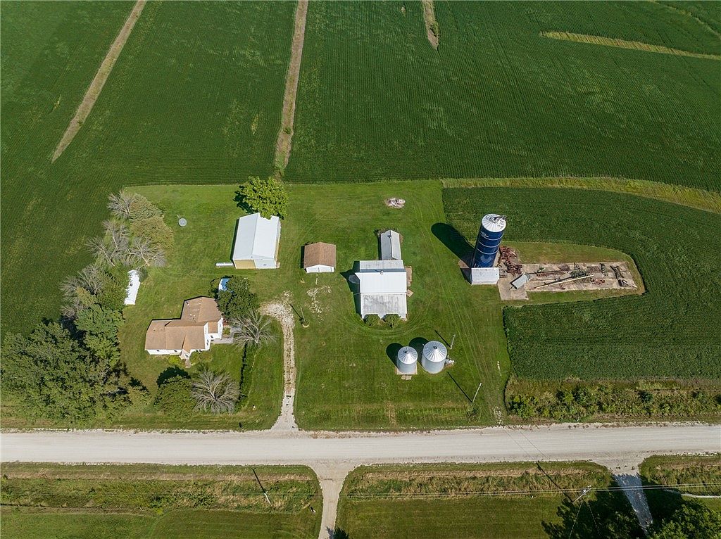1662 Fieldstone Ave, Earlham, IA 50072 MLS 680968 Zillow