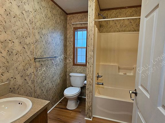 5th image of 32 Bramblewood Rd