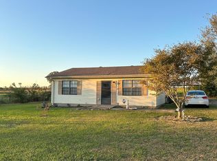 8115 River Rd, Muscle Shoals, AL 35661