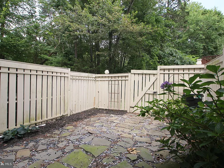 11916 Fieldthorn Ct — Photo 27