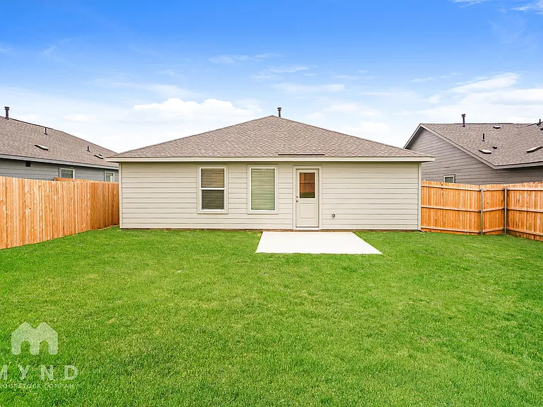 2656 Mistwood Dr — Photo 21