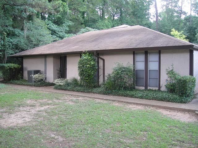 1st image of 306 Westwood Dr #306