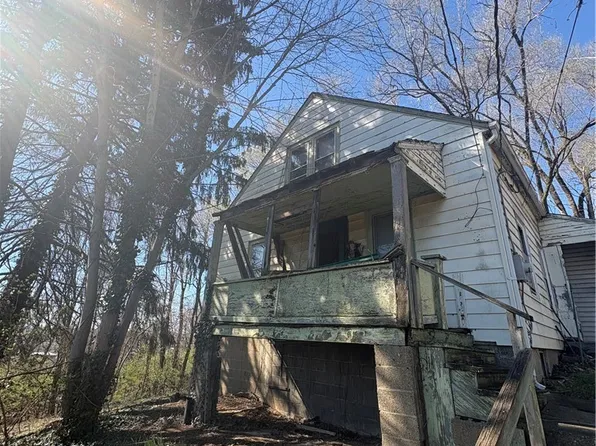 437 Warwick Ave, Zanesville, OH 43701