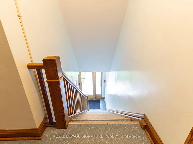 855 Simcoe St N #3 — Photo 7