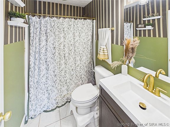 4th image of 117 Spring Street