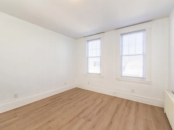 1308 27th Street image 4 of 15