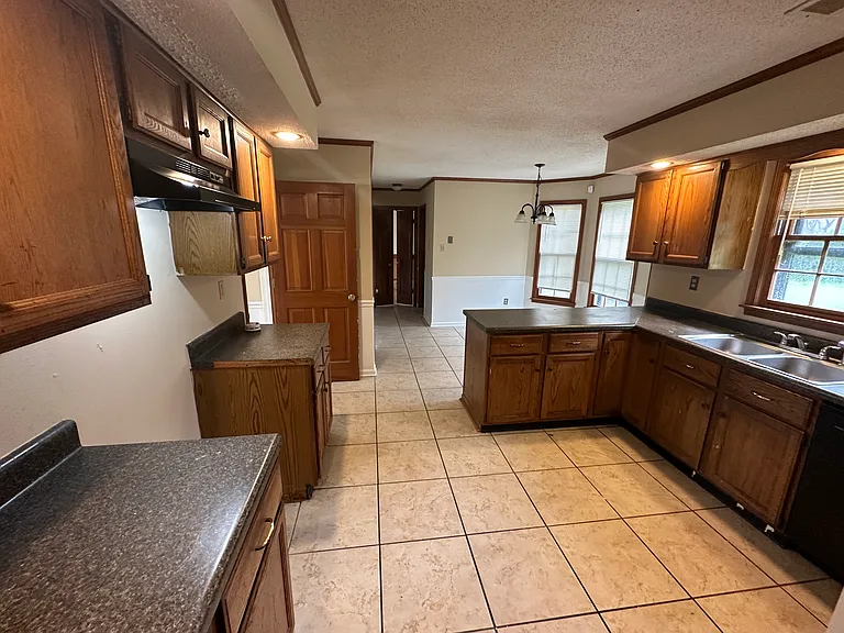 2787 Lanthorn Dr — Photo 8