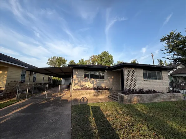 2627 Stevens St, Houston, TX 77026
