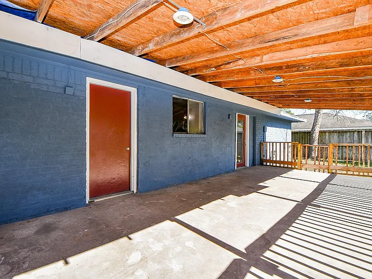 7619 W Gulf Bank Rd — Photo 28
