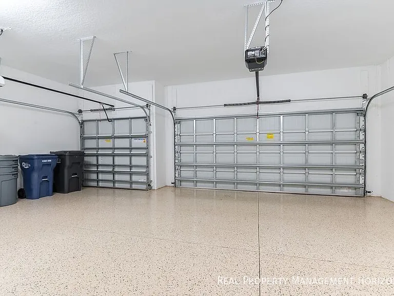 7036 Highgate Ln — Photo 20