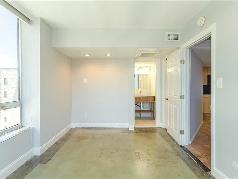 1212 Guadalupe St #705 — Photo 15