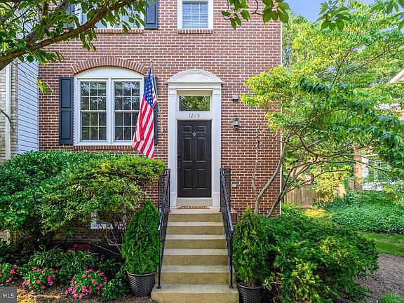 2nd image of 1215 Quaker Hill Dr