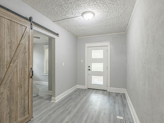 5th image of 3547 Agnes Ave #1