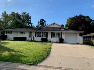 523 Barden St, Morrison, IL 61270