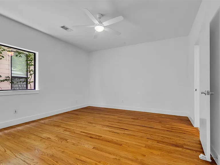 4509 Eigel St #B — Photo 24