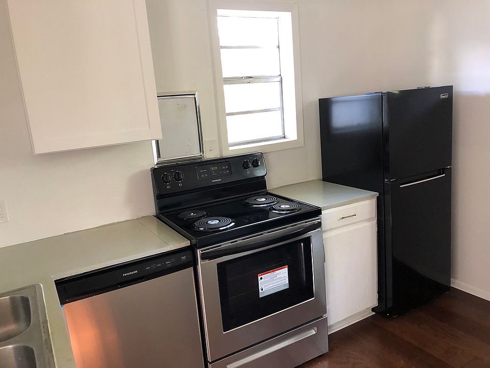 1st image of 2545 Rittiner Dr #A
