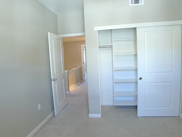 1910 Northshore Dr — Photo 19