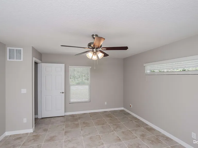 2601 Tennyson Ave SE — Photo 9