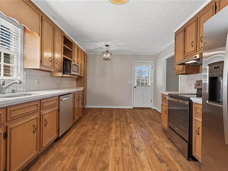 37 Skyview Cir — Photo 12