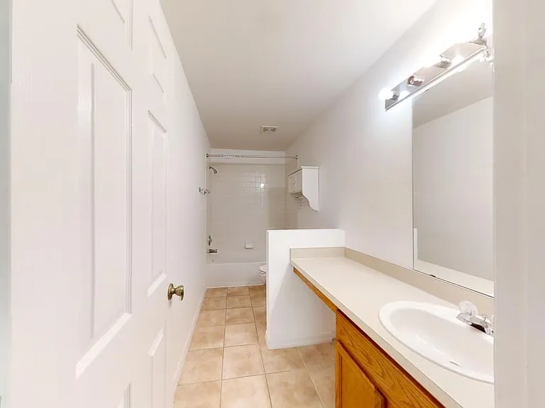 4121 Winding River Way — Photo 16