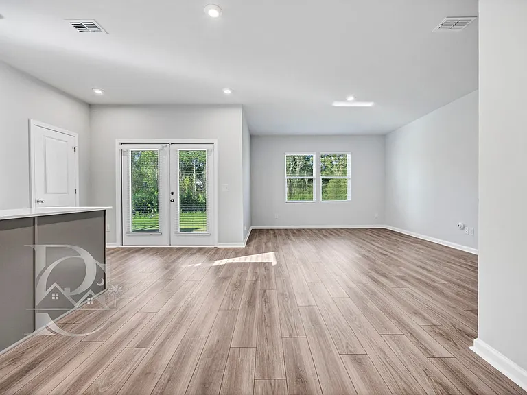 1161 Eagleston Way — Photo 10