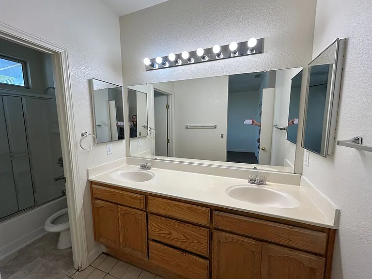 7920 Neyland Way — Photo 14