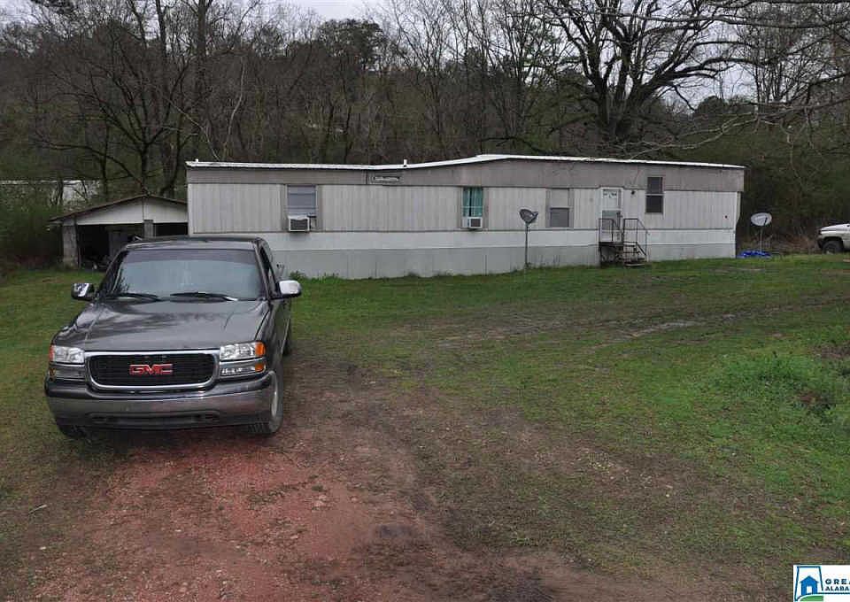 2nd image of 867 Lower Coalburg Rd