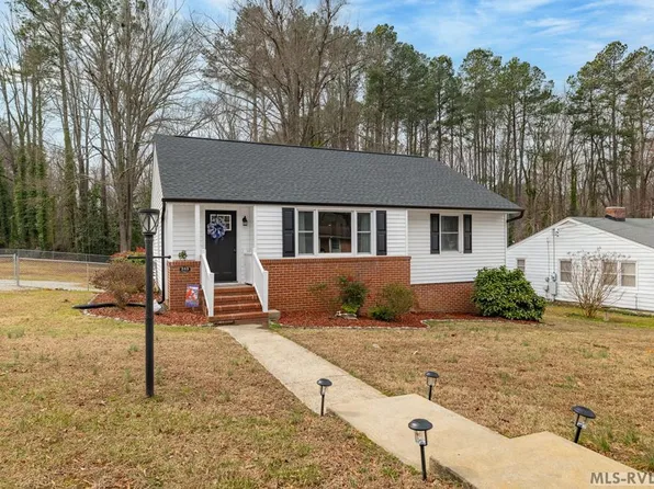 313 W High St, South Hill, VA 23970