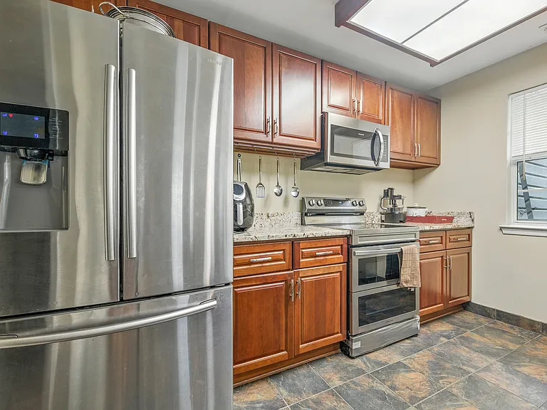 4409 Segovia Ct — Photo 10
