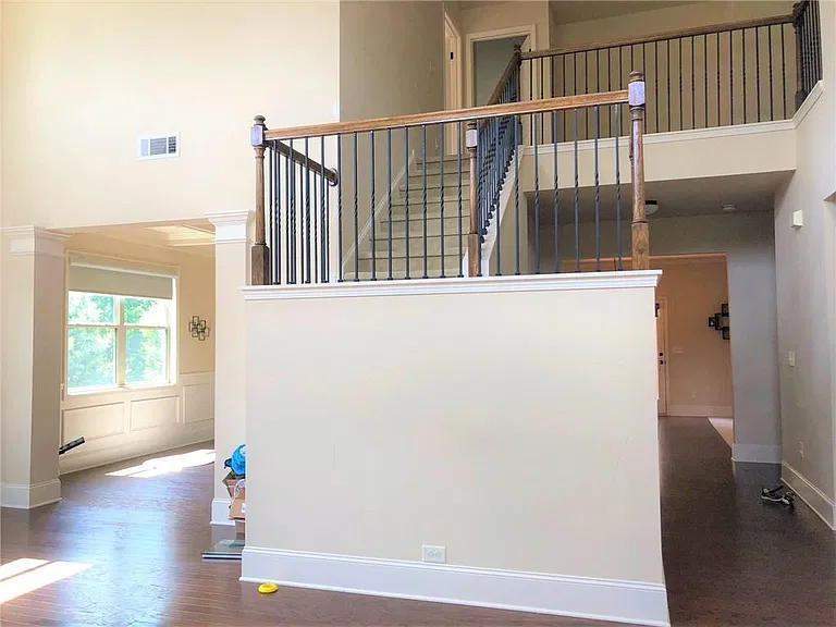 550 Nichols View Way — Photo 5