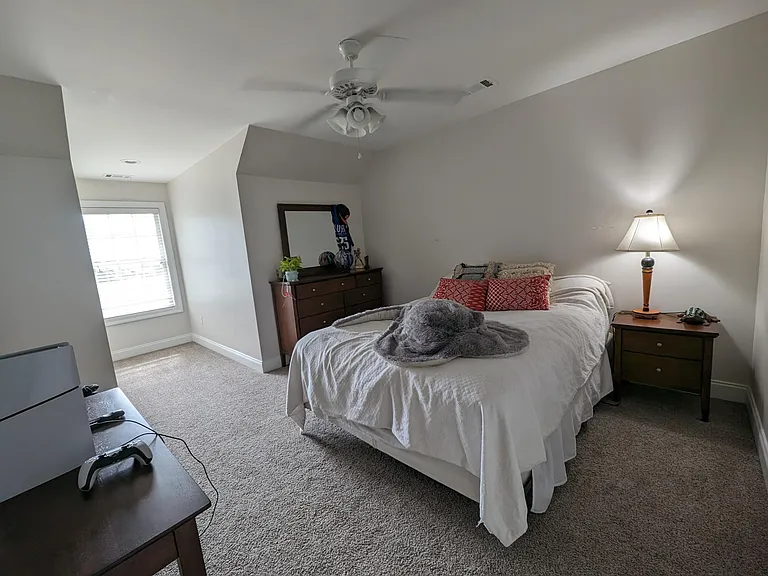 647 Carpenter Way — Photo 25