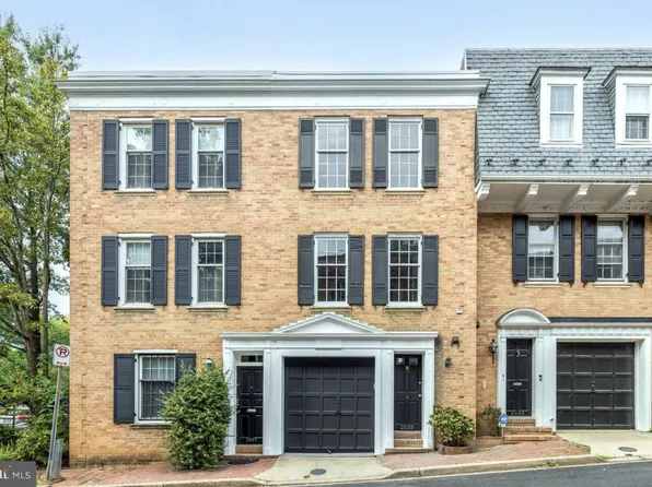 2535 Queen Annes Ln NW, Washington, DC 20037