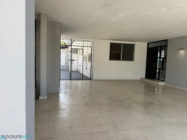 314 Manuel F Rossy — Photo 20