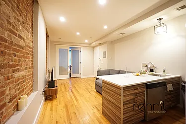 Rented by Rennit Inc.