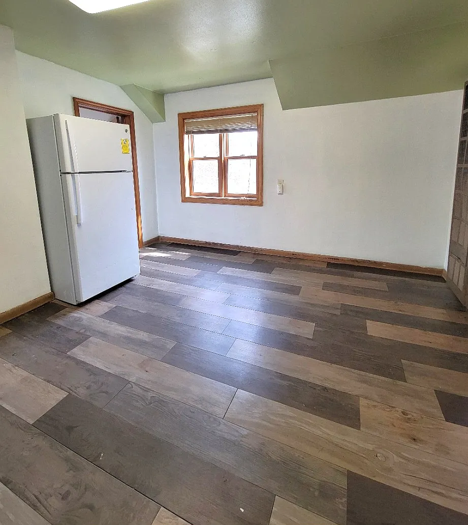 402 N 2nd Ave - 2 — Photo 3