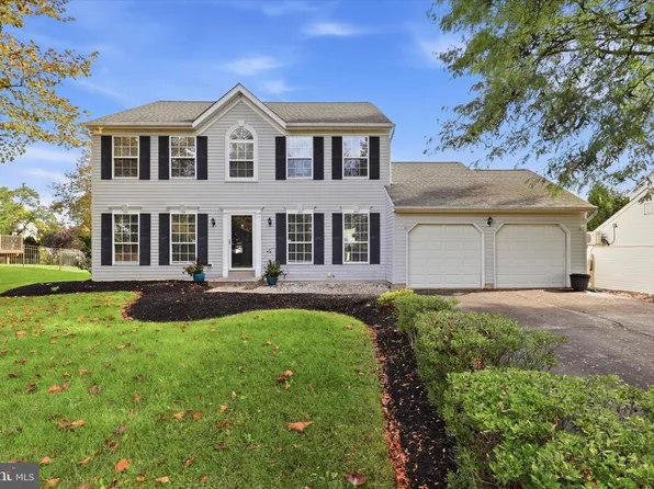 109 Shelburne Dr, North Wales, PA 19454