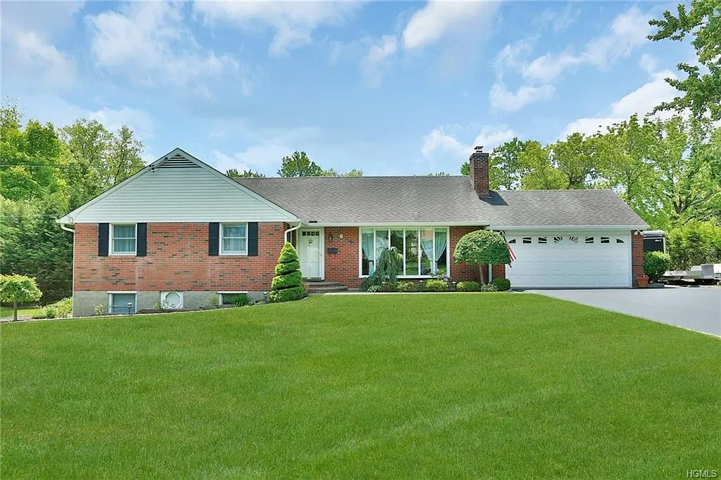 8 Halsey Pl photo 1