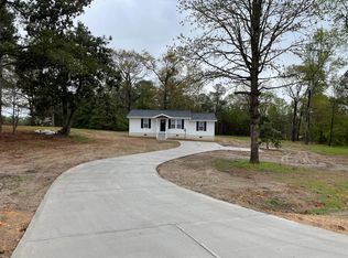 130 Godwin Rd, Benson, NC 27504