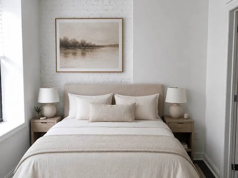 324 W 47th St #4C — Photo 1