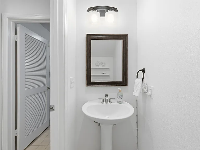 6349 Holly Gillingham Ln — Photo 13