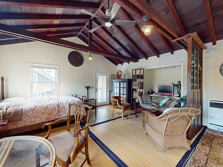 2433 McKinley Ave #A — Photo 4